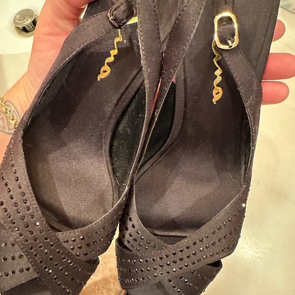 Nina Black Luster Shoes Box - Picture 5 of 8